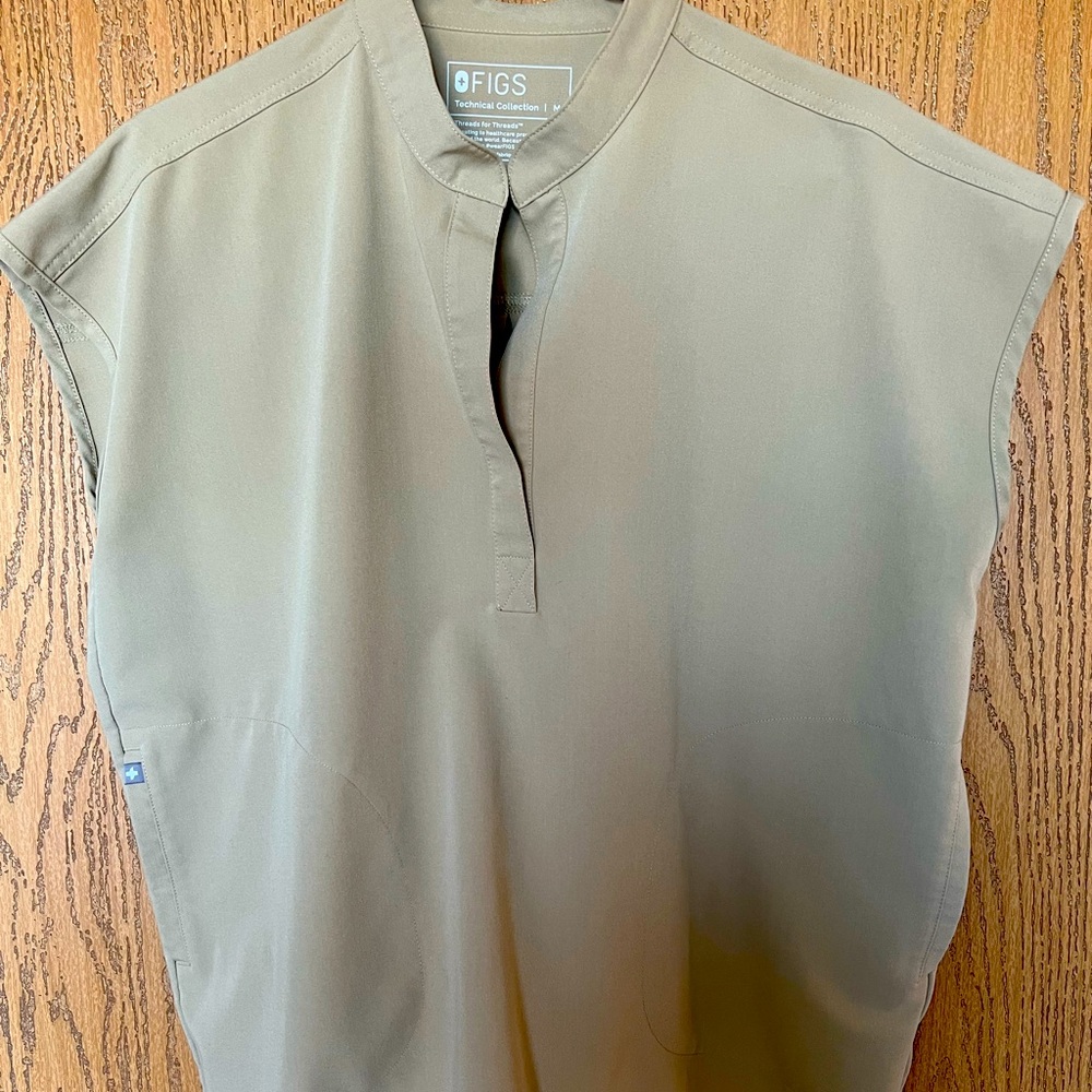 Figs Scrub Top & Bottom